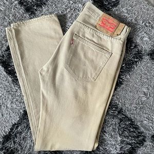 29 x 32 - Levi’s 501 - Khaki Jeans
